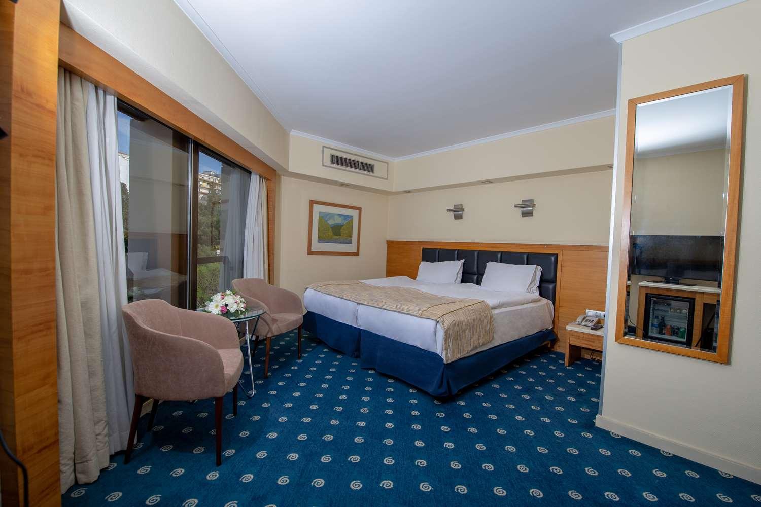 Best Western Plus Hotel Konak Σμύρνη Εξωτερικό φωτογραφία
