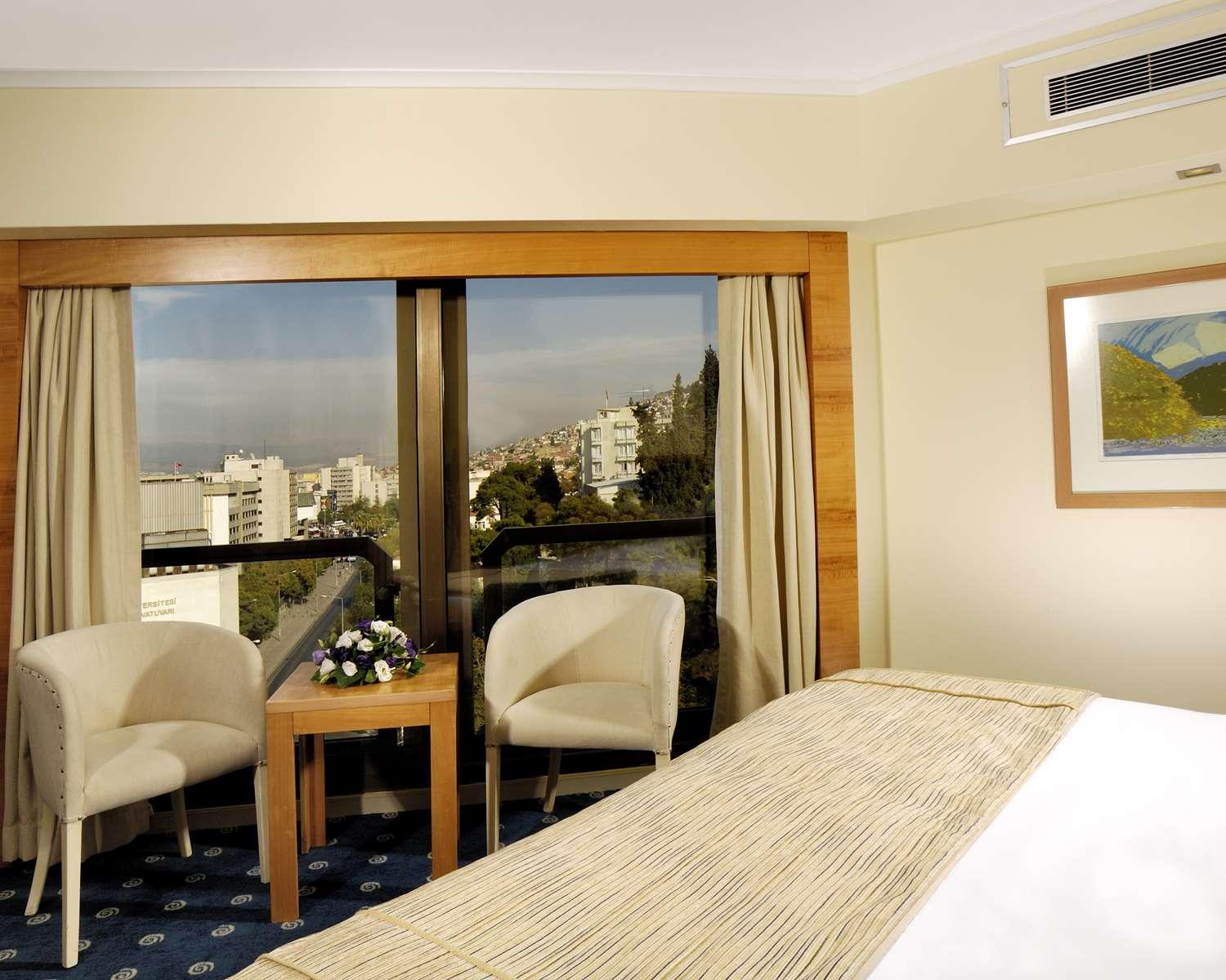 Best Western Plus Hotel Konak Σμύρνη Εξωτερικό φωτογραφία