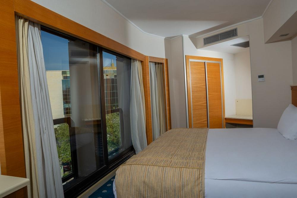 Best Western Plus Hotel Konak Σμύρνη Εξωτερικό φωτογραφία