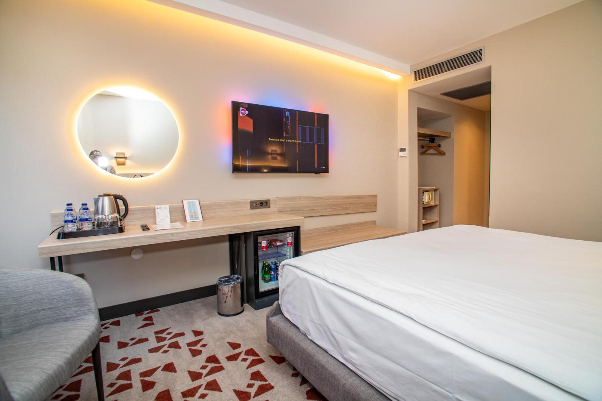 Best Western Plus Hotel Konak Σμύρνη Εξωτερικό φωτογραφία